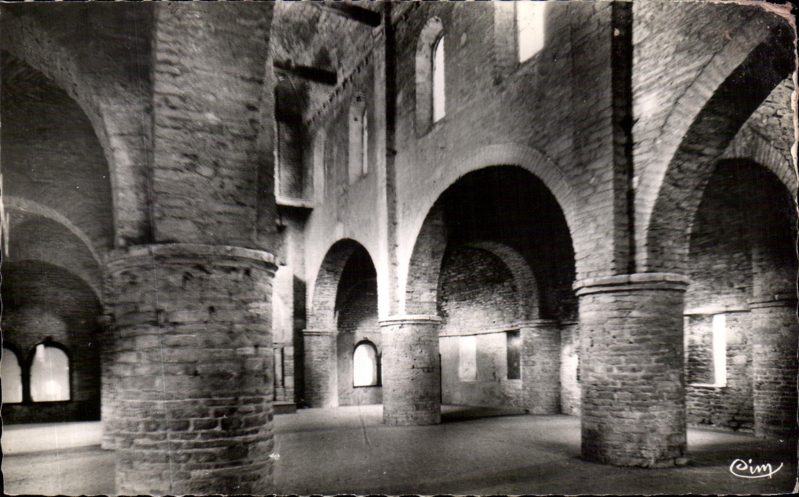 Tournus (S.-et-L.) - Tribune St-Michel - Église supérieure — Photo Coussier Macon