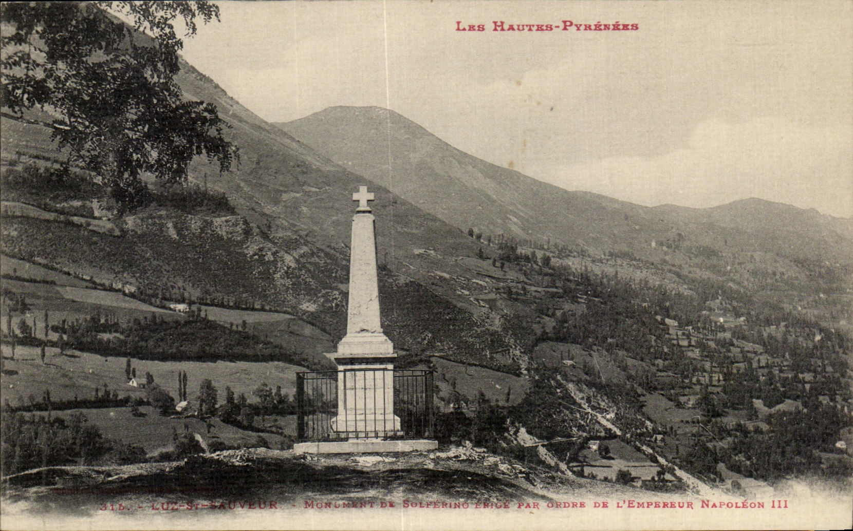 CPA Luz saint sauveur Monument de Solferino erige par l'ordre De L'Empereur Napoleon III Militaria 