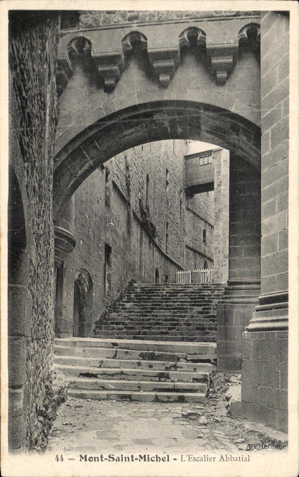 Mont-Saint-Michel — Le Scale Abbaziali — AK Hermine, n°44