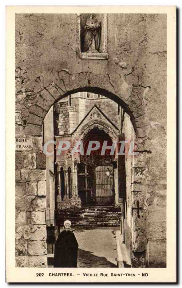CPA Chartres Vieille Rue Saint Yves 