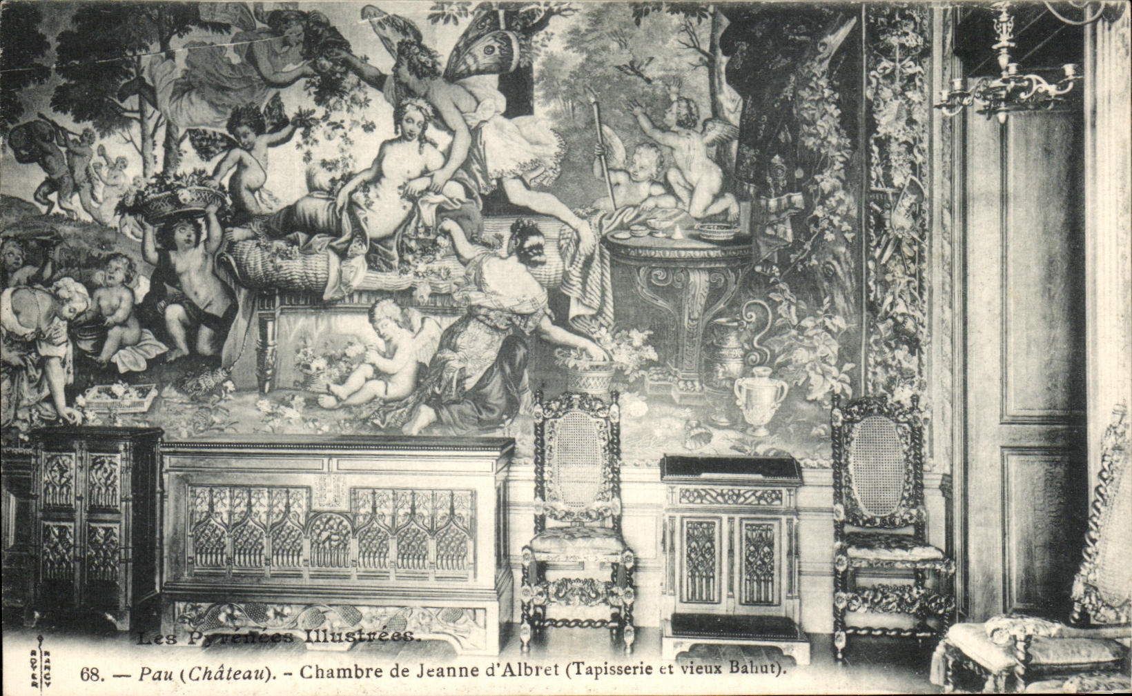 Pau (Château) — Chambre de Jeanne d'Albret (Tapisserie et vieux bahut) — Les Pyrénées Illustrées, n° 68
