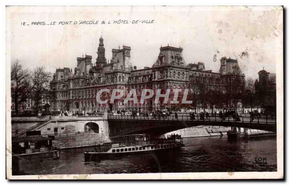 CPA Paris Le Pont D'arcole L'hotel de Ville Peniche