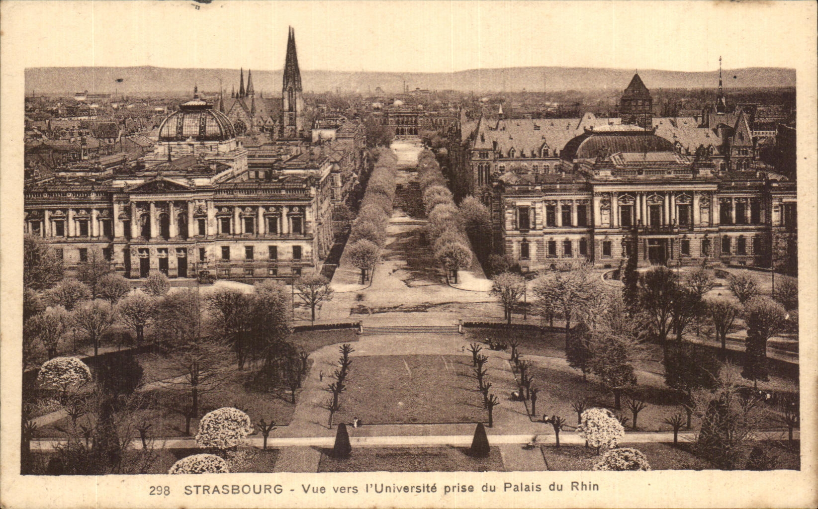 CPA Strasbourg Vue vers l'Universite prise du Palais du Rhin