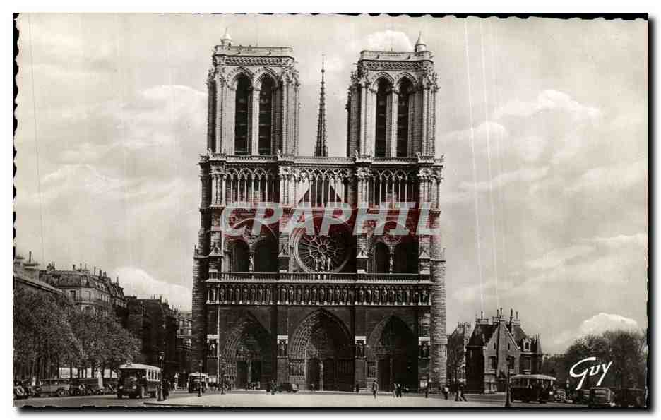 CPSM Paris Notre Dame et le Parvis
