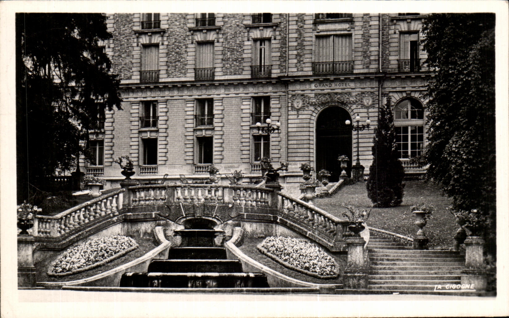 CPA Vittel L'Escalier du Grand Hotel