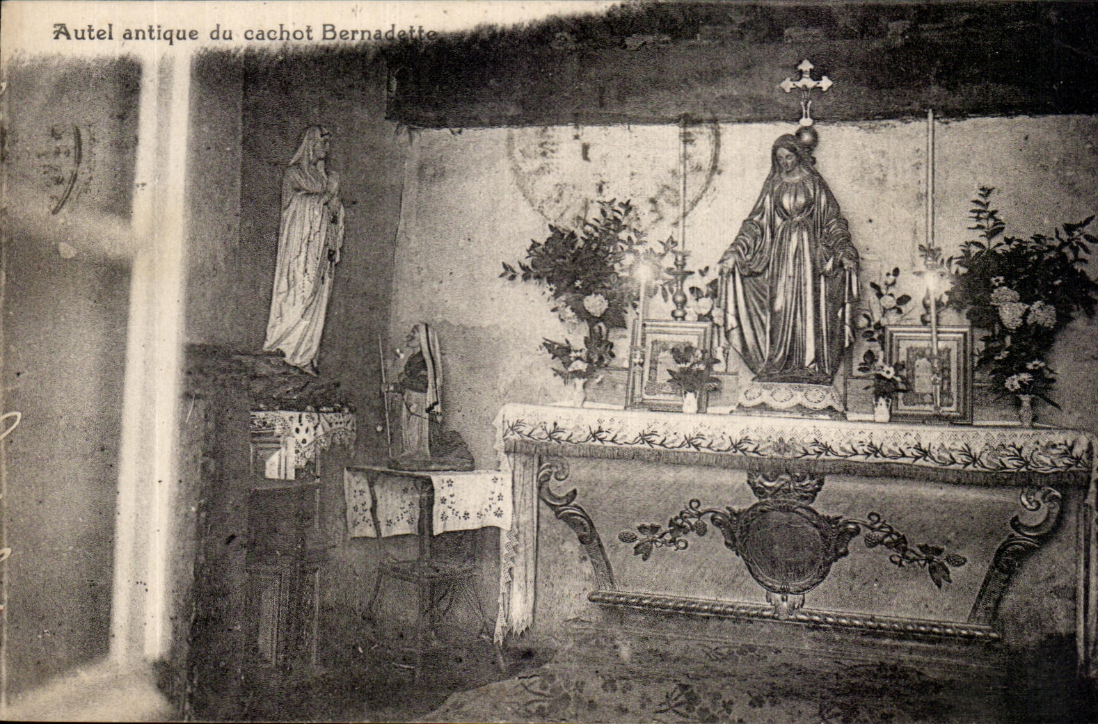 CPA Autel Antique Du Cachot de Bernadette