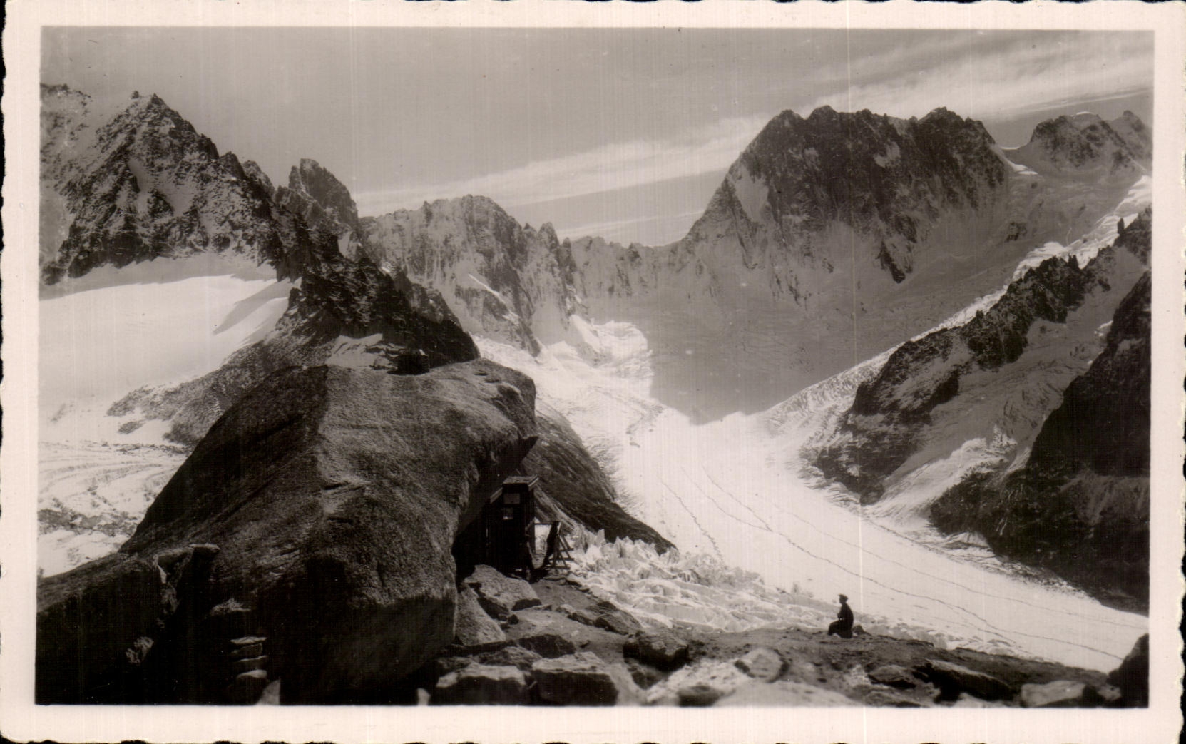 CPA Chamonix Massif des Grandes Jorasses vu de la Cabane du Couverele