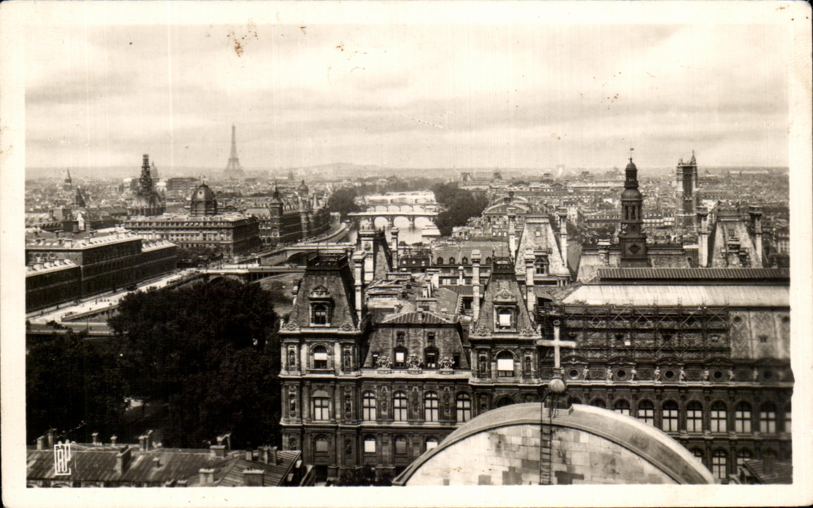 CPA Paris Panorama Des Huit Ponts