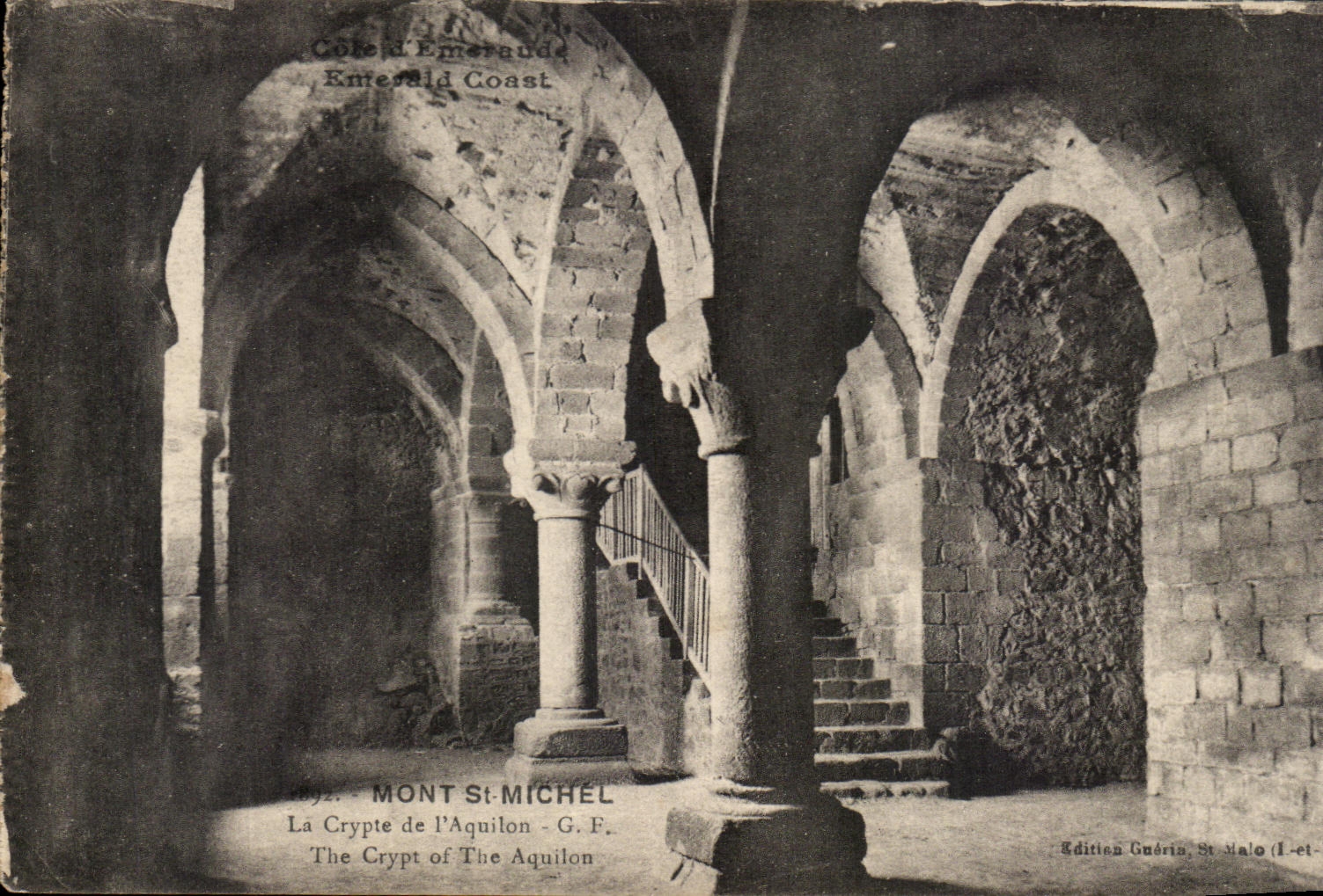 Mont Saint-Michel — La Crypte de l'Aquilon — Édition Guérin, St Malo (1-ct)