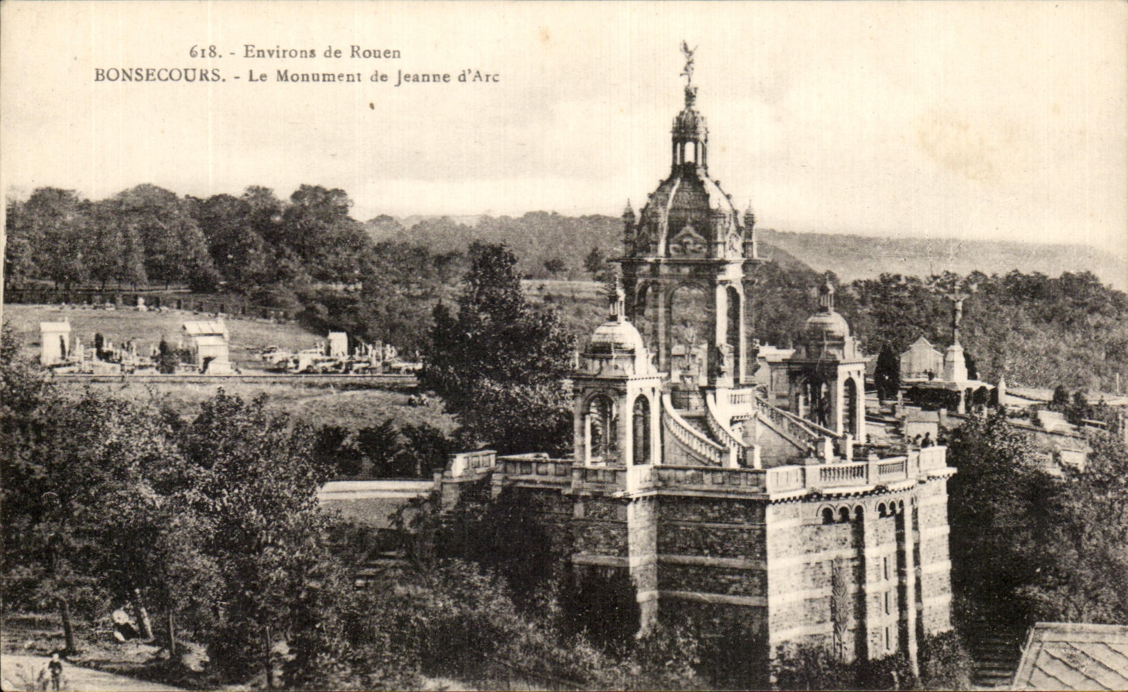 CPA Environs de Ronen Bonsecours Le Monument de Jeanne d'Ars