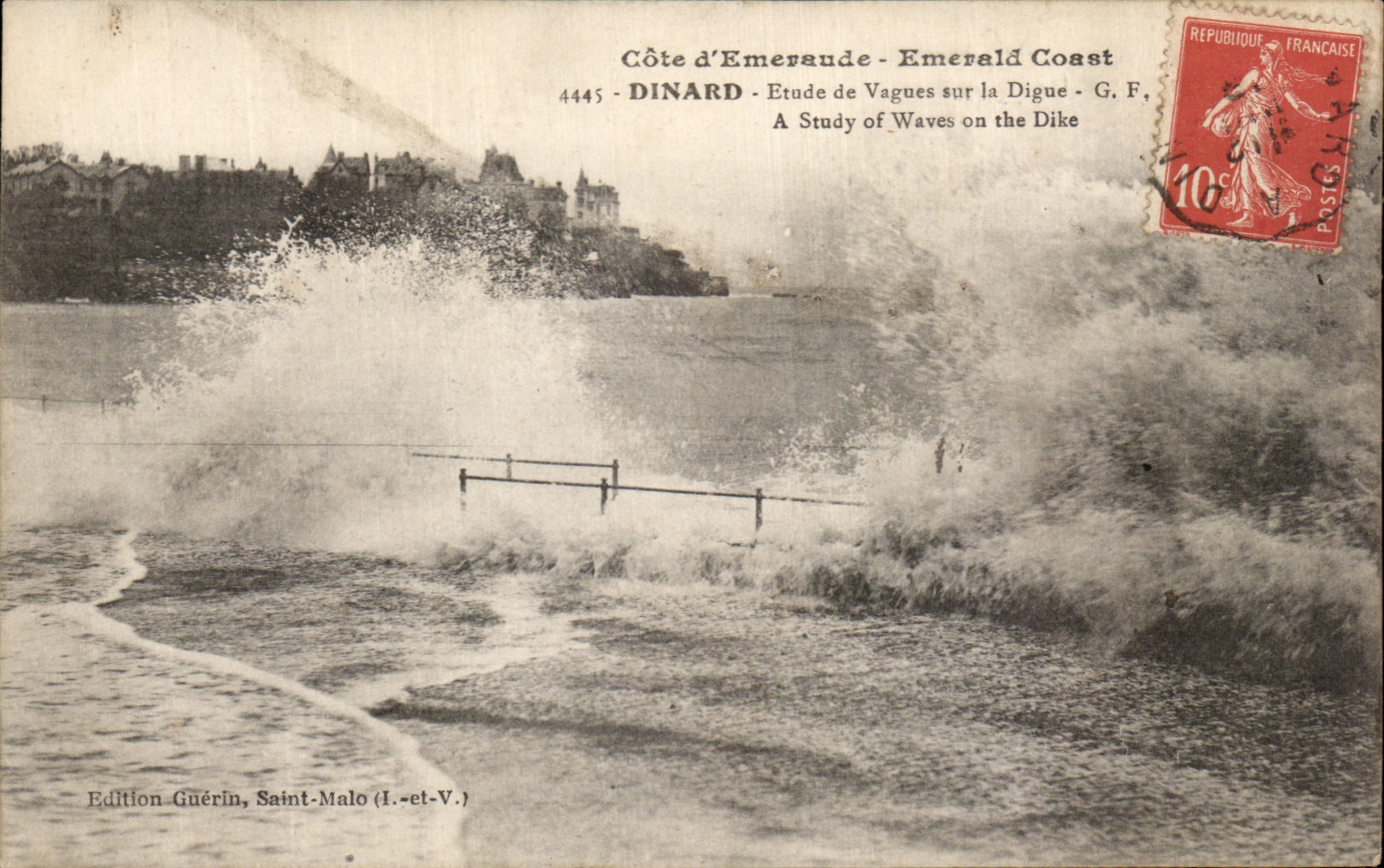 CPA Cote d'Emeraude Emerald Coast Dinard Etude de Vagues sur la Digue