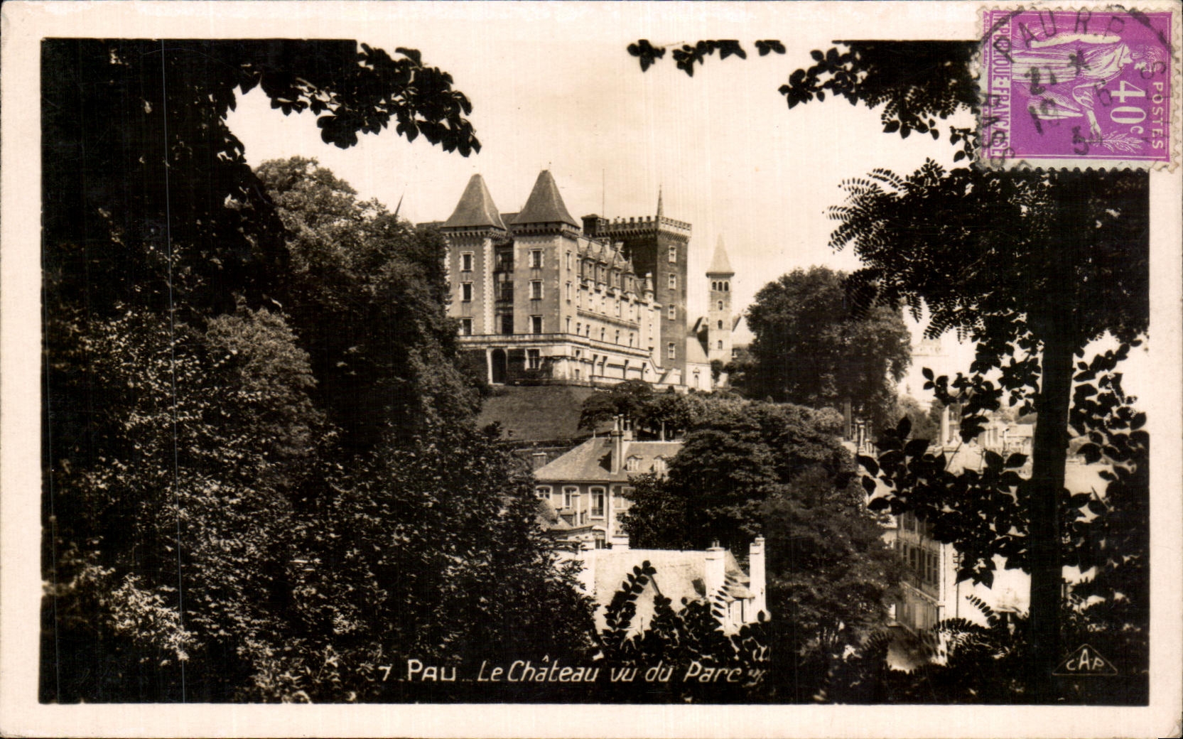 Pau — Schloss aus dem Park gesehen — C.A.P. (Verleger)