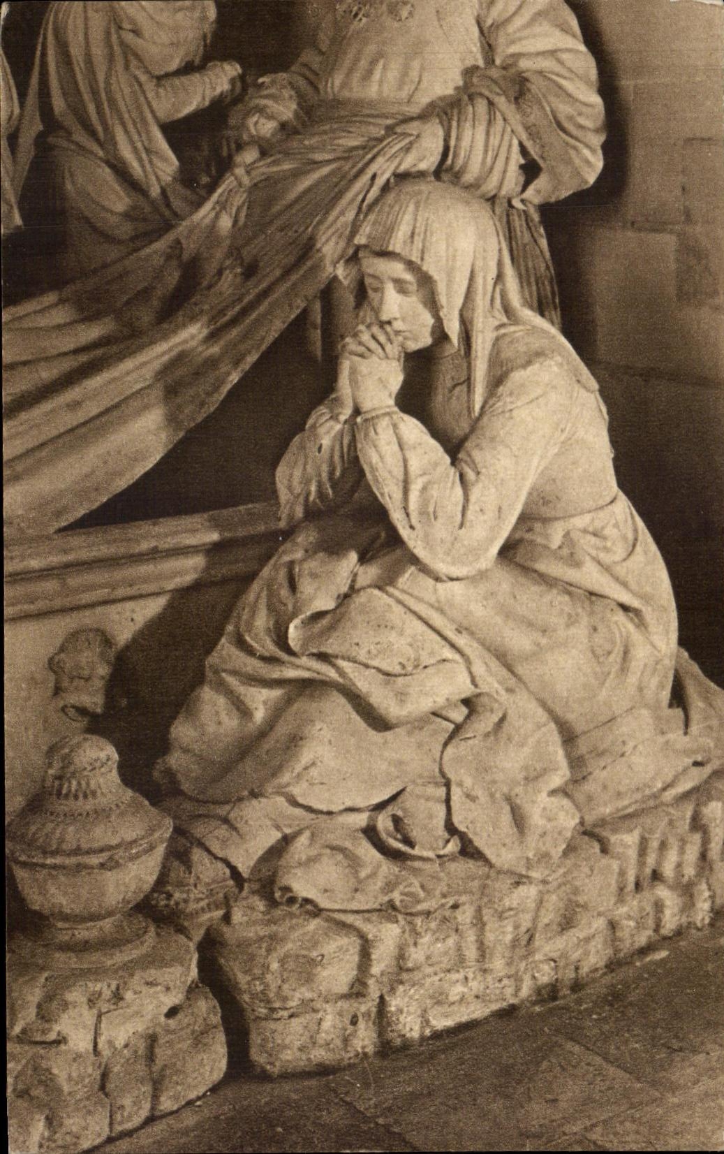 CPA Les Saints De Solesmes Sainte Madeleine