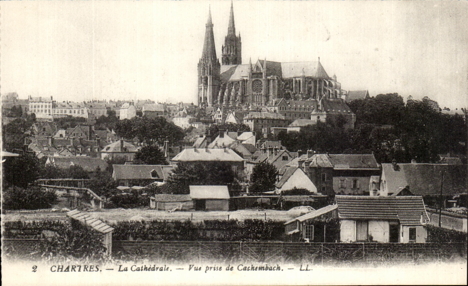 CPA Chastres La Cathedrale Vue Prise De Cashenbach