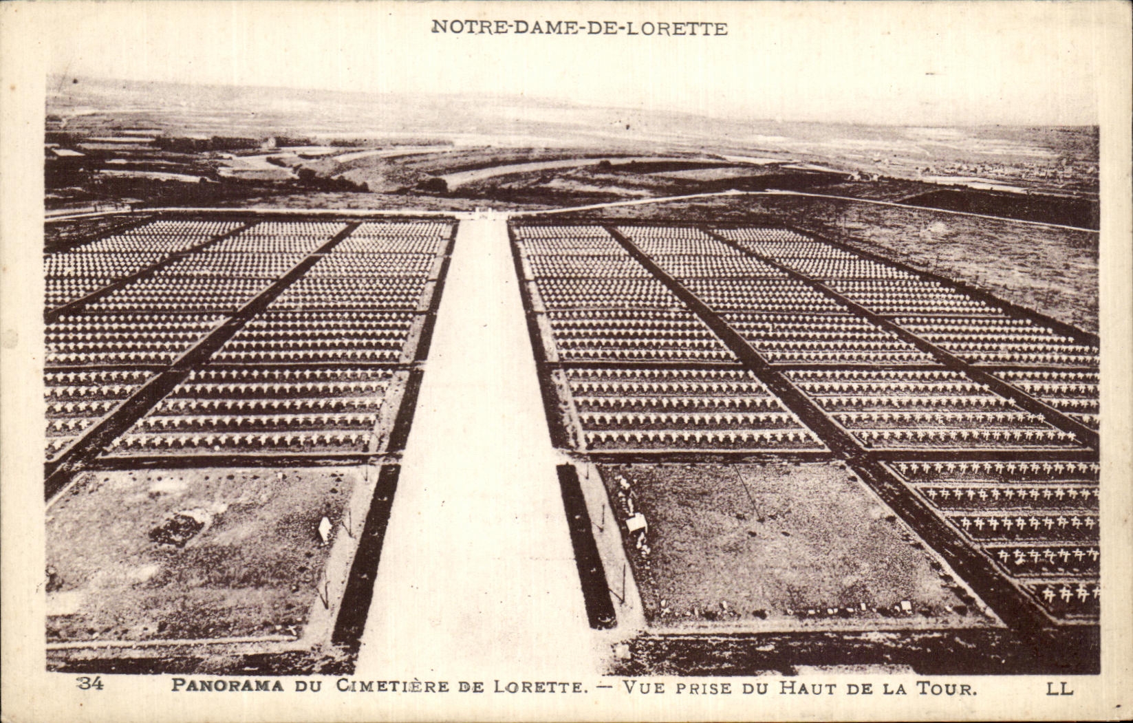 Notre-Dame-de-Lorette — Panorama du cimetière — Vue prise du haut de la tour