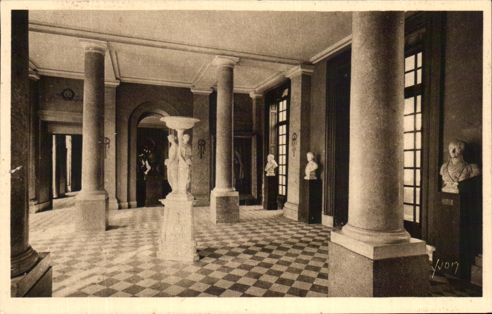 CPA Palais De Malmaison Vestibule d'Honneur