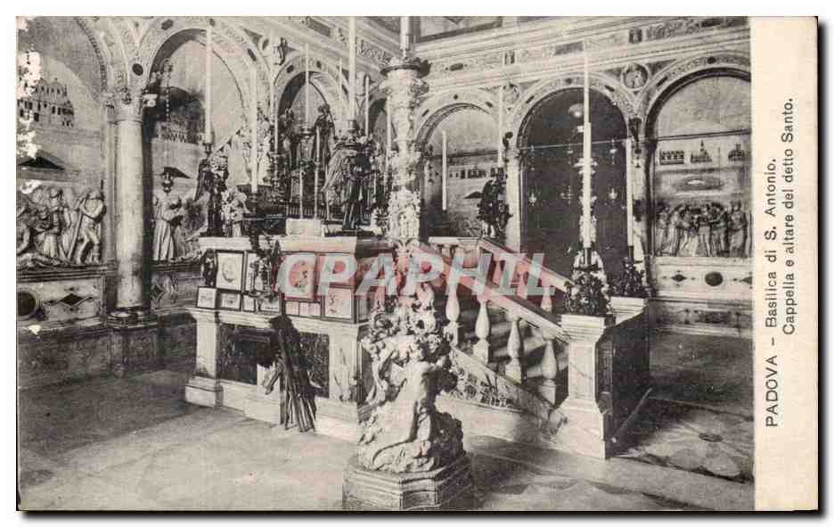 CPA Padova Basilica di S Antonio Cappelia e altearedel detto Santo