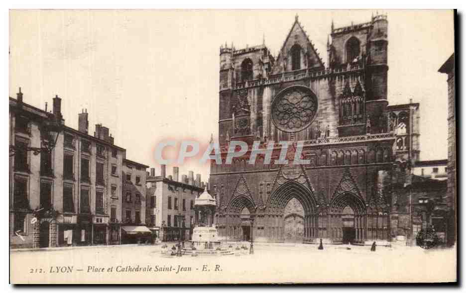 LYON — Place et Cathédrale Saint-Jean — E. R. n° 212
