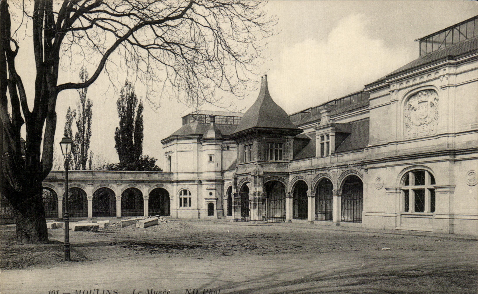 CPA Moulins Le Musee 