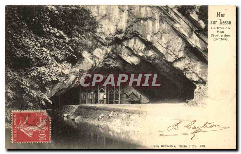 CPA Han Sur Lesse Le trou de Han Hels Sortie des grottes