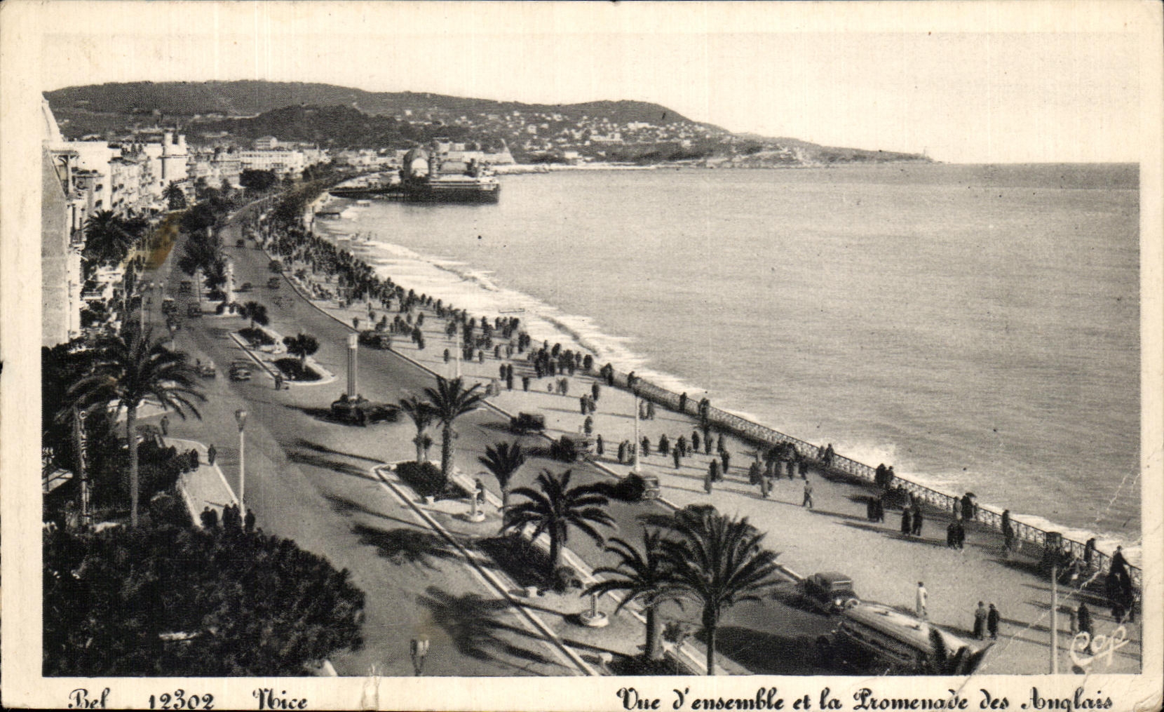 CPA Nice Vue d'ensemble et la promenade des Anglais