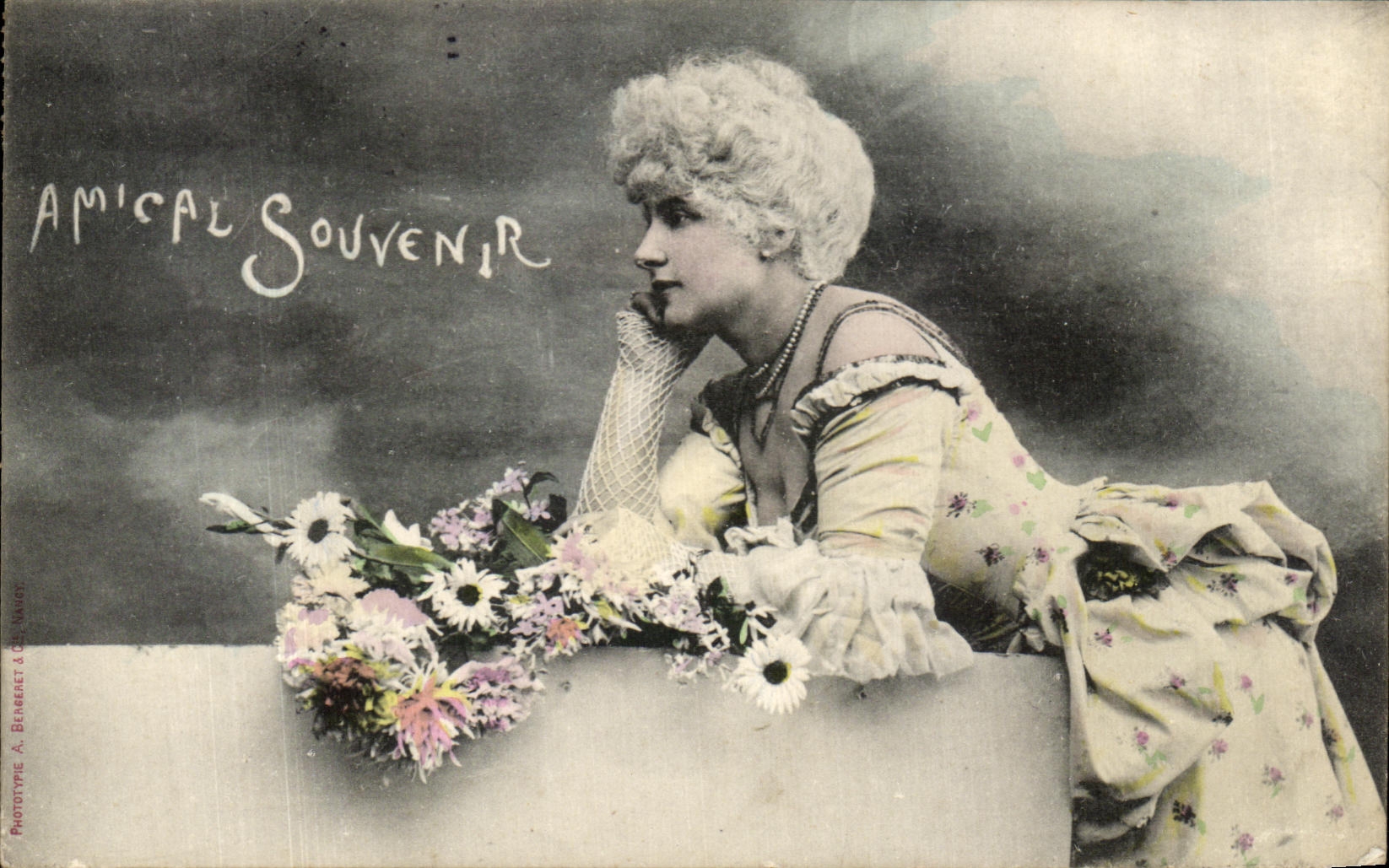 CPA Fantaisie Femme 