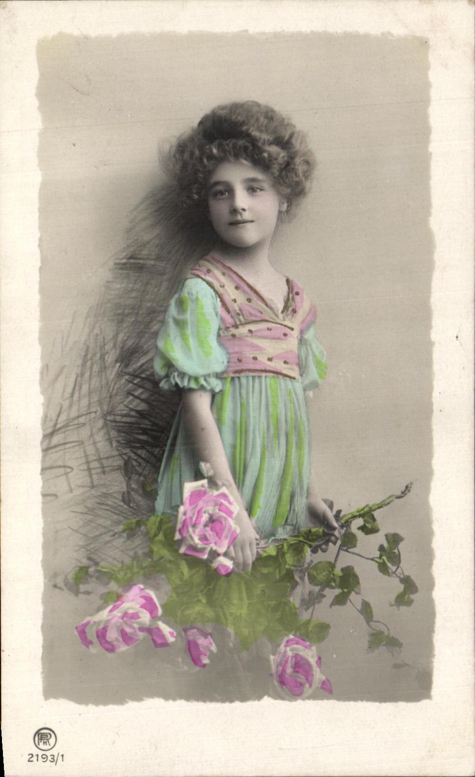 CPA Fantaisie Enfant Fille 