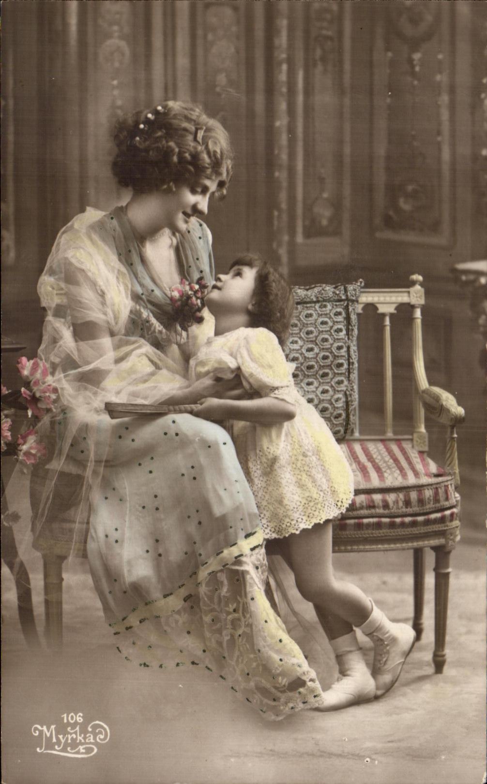 Femme et enfant — scène intime — Myrka, n°106