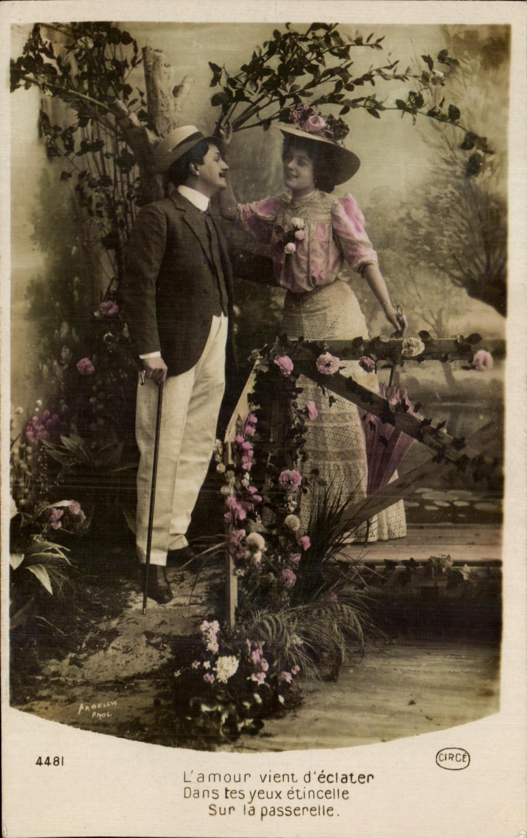 CPA Fantaisie Femme 