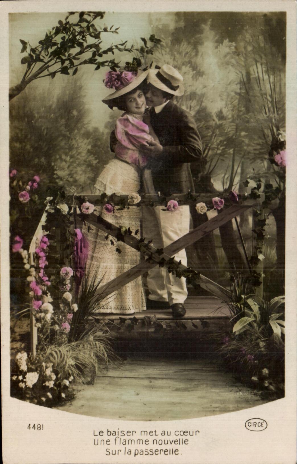 CPA Fantaisie Femme 