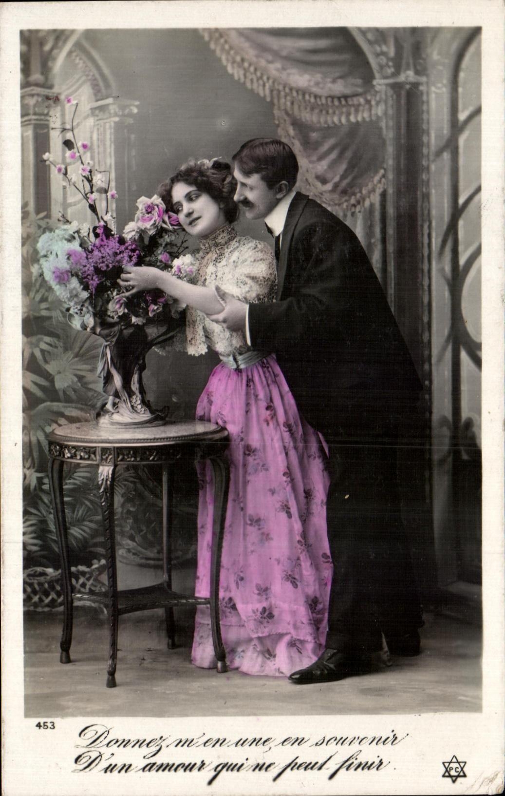 CPA Fantaisie Femme 