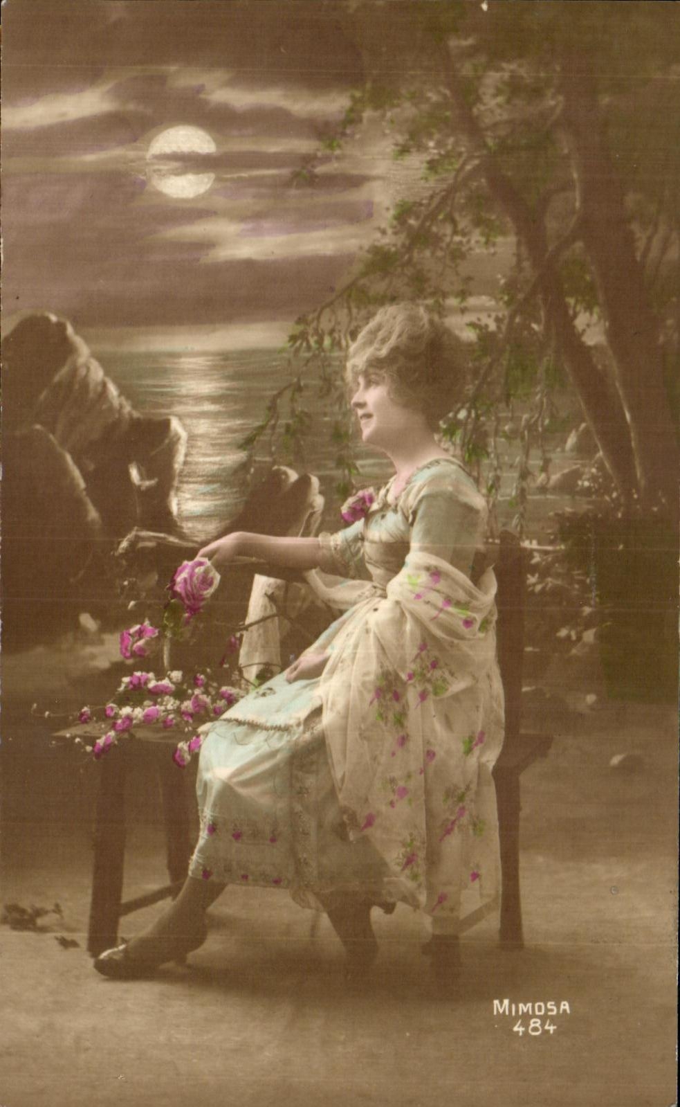 CPA Fantaisie Femme 