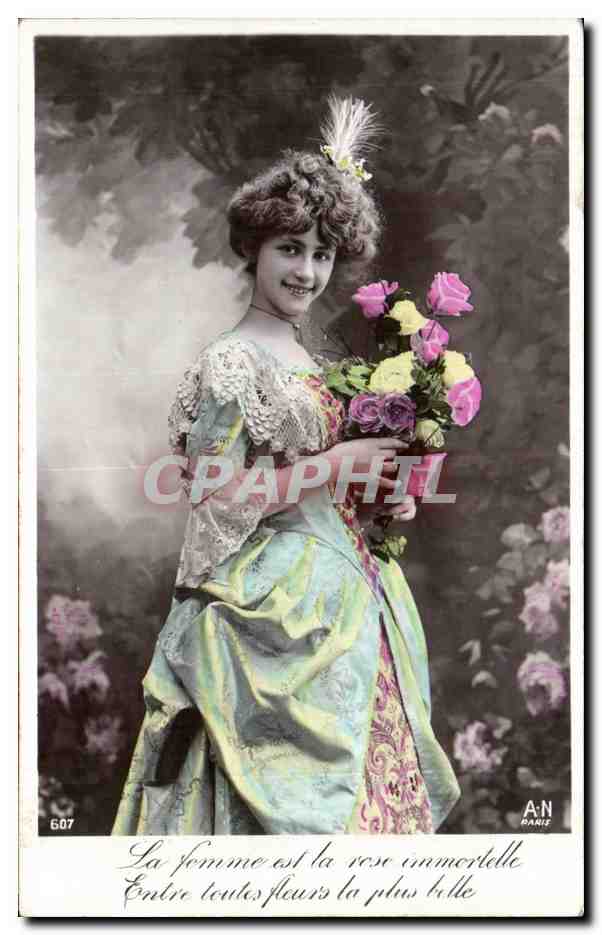 Femme avec bouquet de roses — La femme est la rose immortelle — A-N PARIS n°607