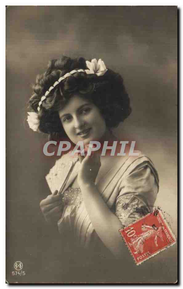 Jeune femme en robe de style Art Nouveau — éditeur CPAPHIL, n° 574/5