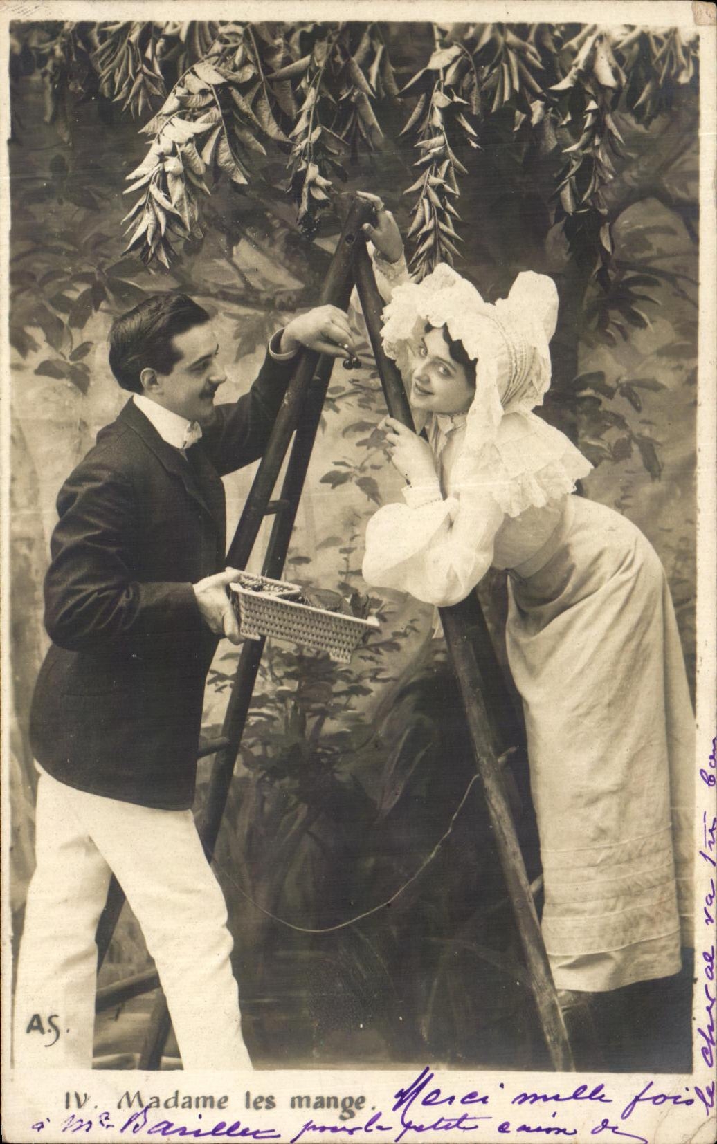 Madame les mange — scène de jardin — AS, n° IV