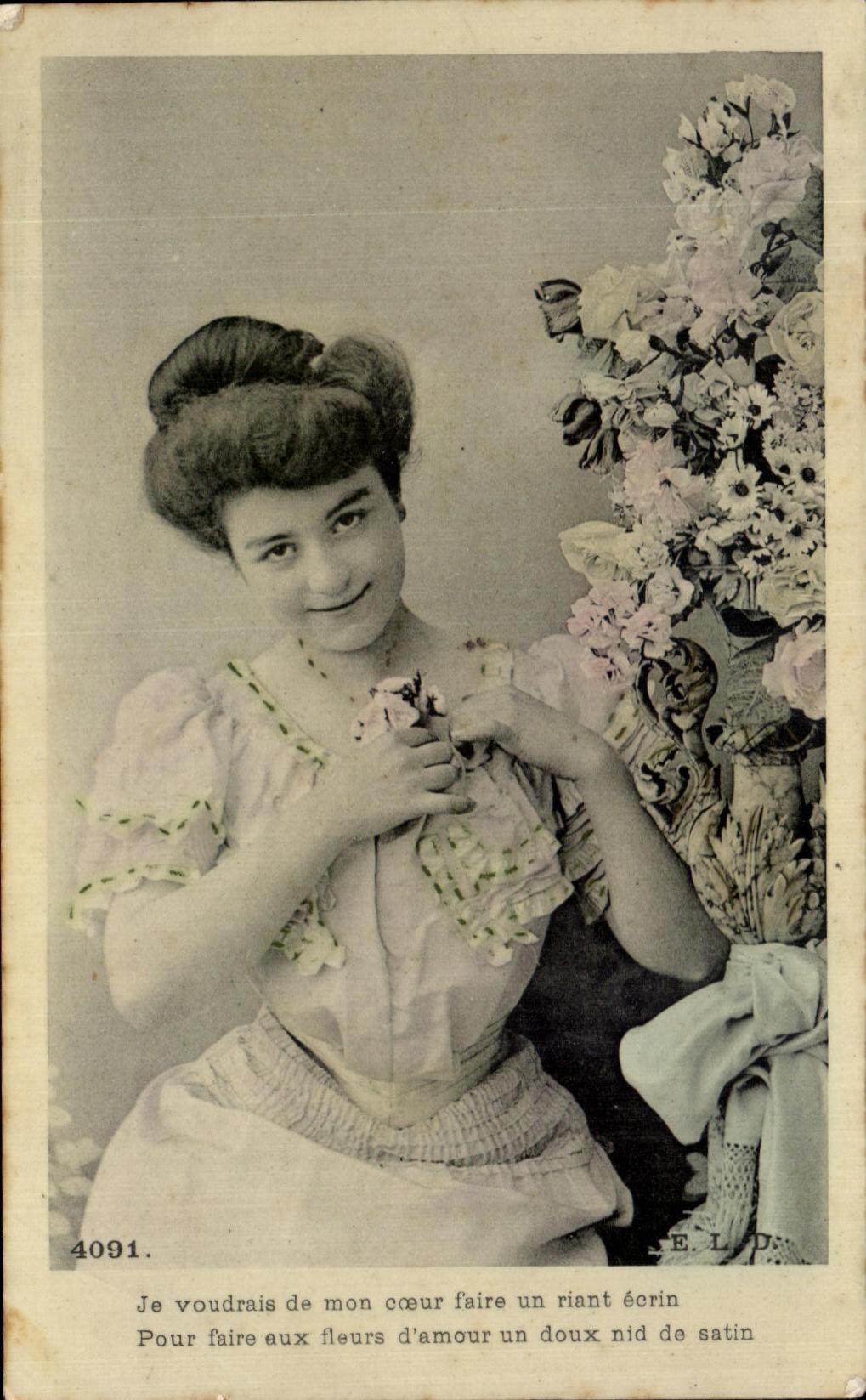 CPA Fantaisie Femme 