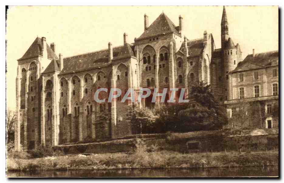 CPA L'Abbaye De Solesmes Les Batiments De Vue De L'iie Saint Clement