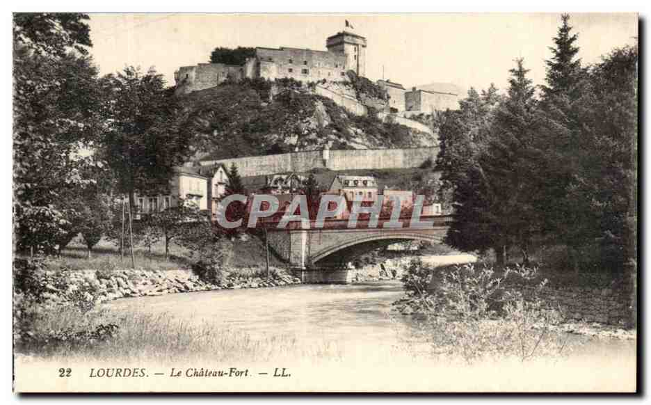 CPA Lourdes Le Chateau Fort