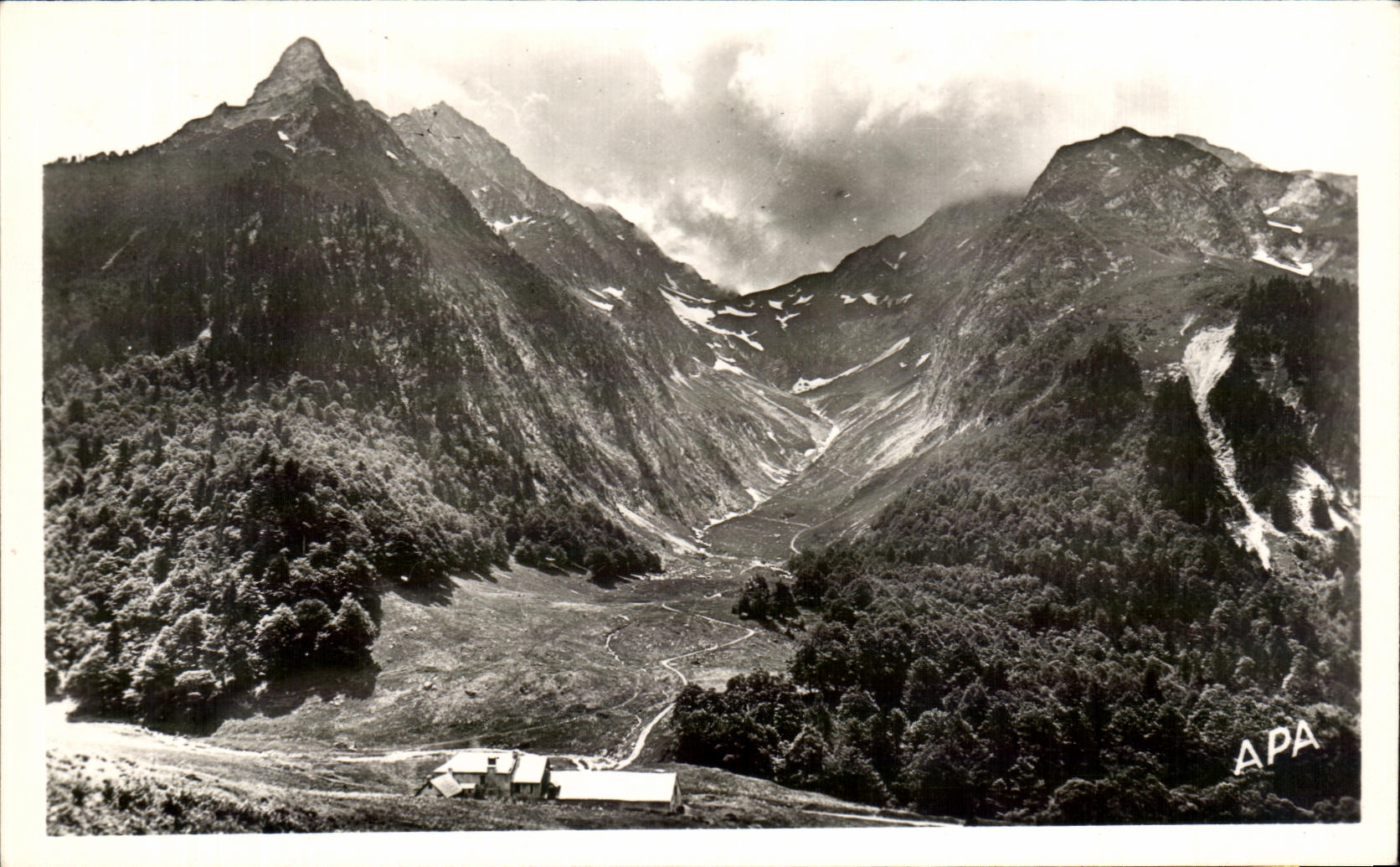 L'Hospice de France — Luchon-Superbagnères — APA