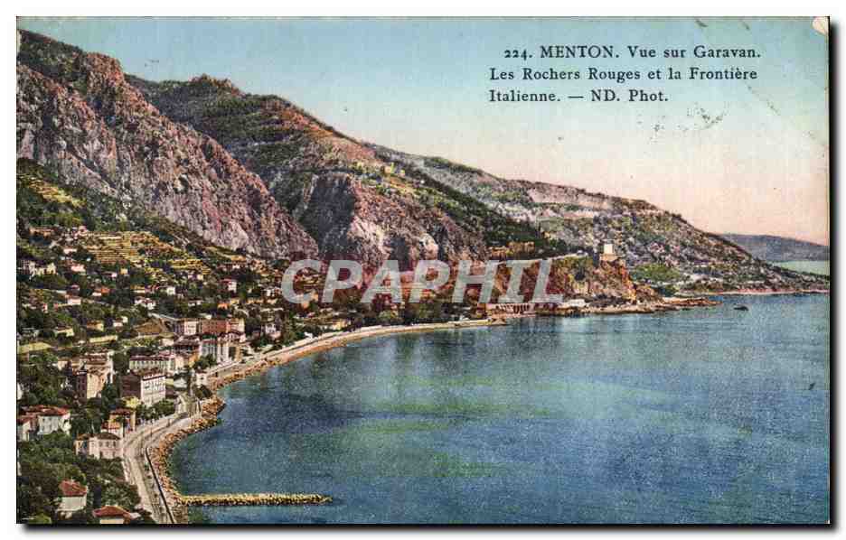 CPA Menton Vue Sur Garavan Les Rochers Rouges Et La Frontiere Italienne