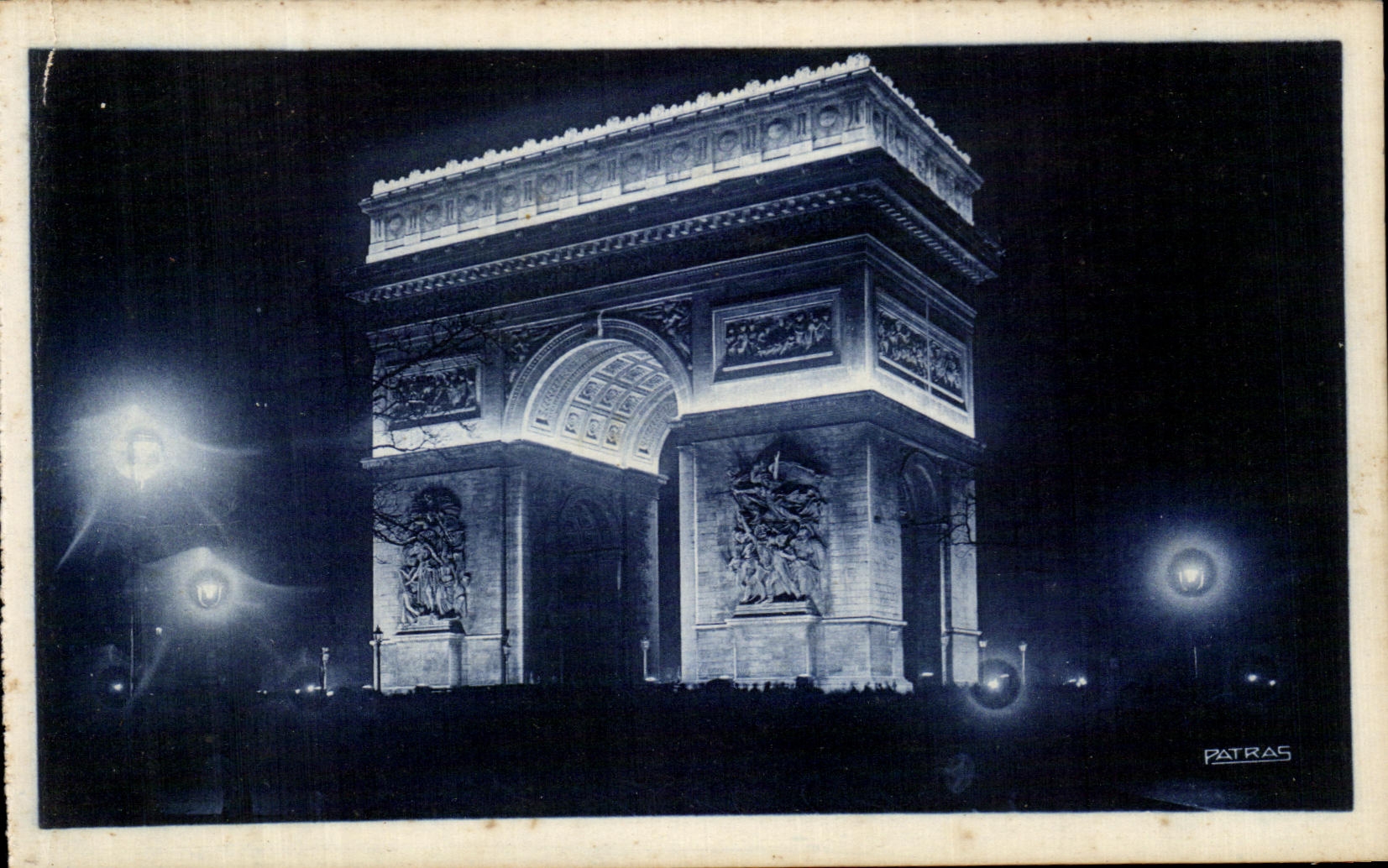 CPA Paris La Nuit Illuminations De I'Arc De Triomphe