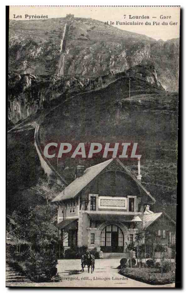 CPA Les Pyrenees Lourdes Gare Et Le Funiculaire Du Pic Du Ger