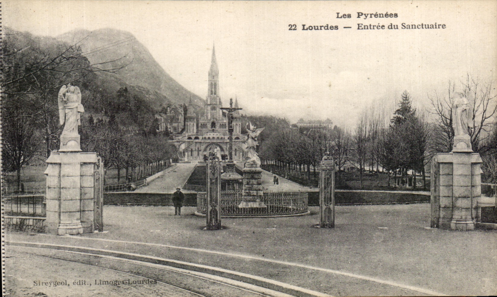 Lourdes — Entrée du Sanctuaire — Sireygeol, édit., Limoges-Lourdes