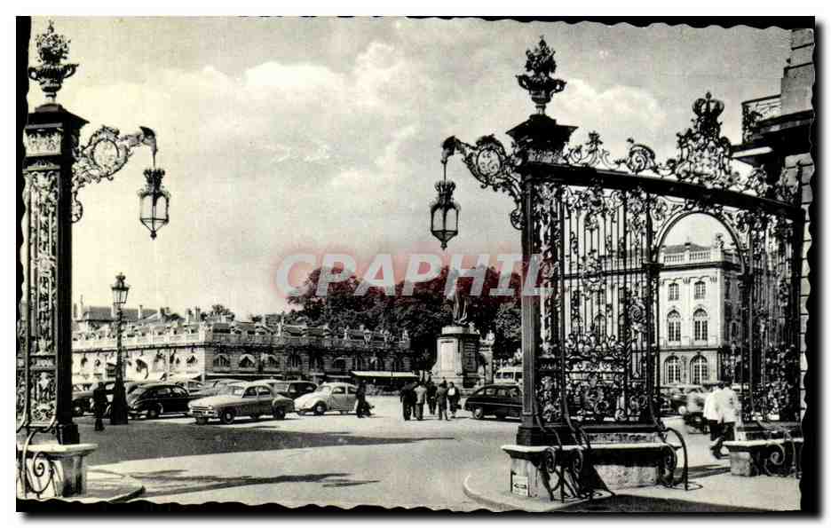 CPA Nancy Place Stanislas et Grilles Jean Lamour