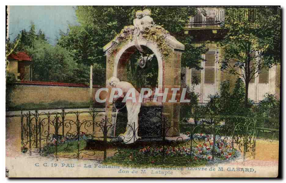 Pau — La Fontaine de la rue Fonteneure — œuvre de M. Gabard, don de M. Letapic