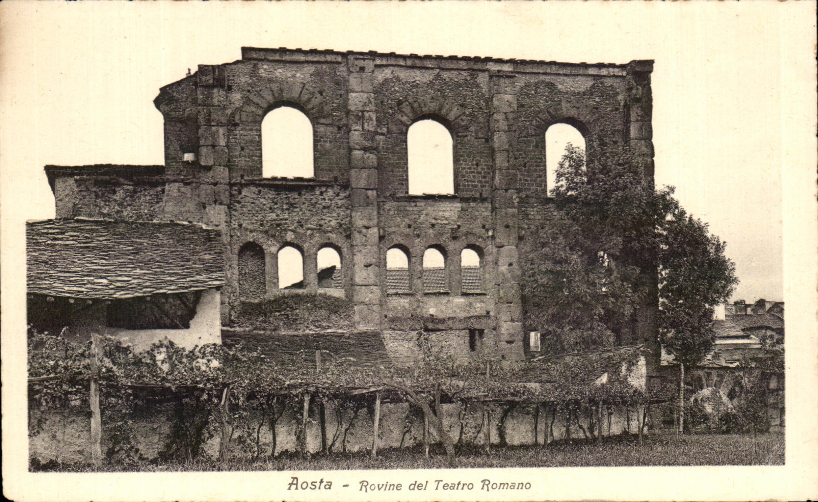 CPA Aosta Rovine del Teatro Romano