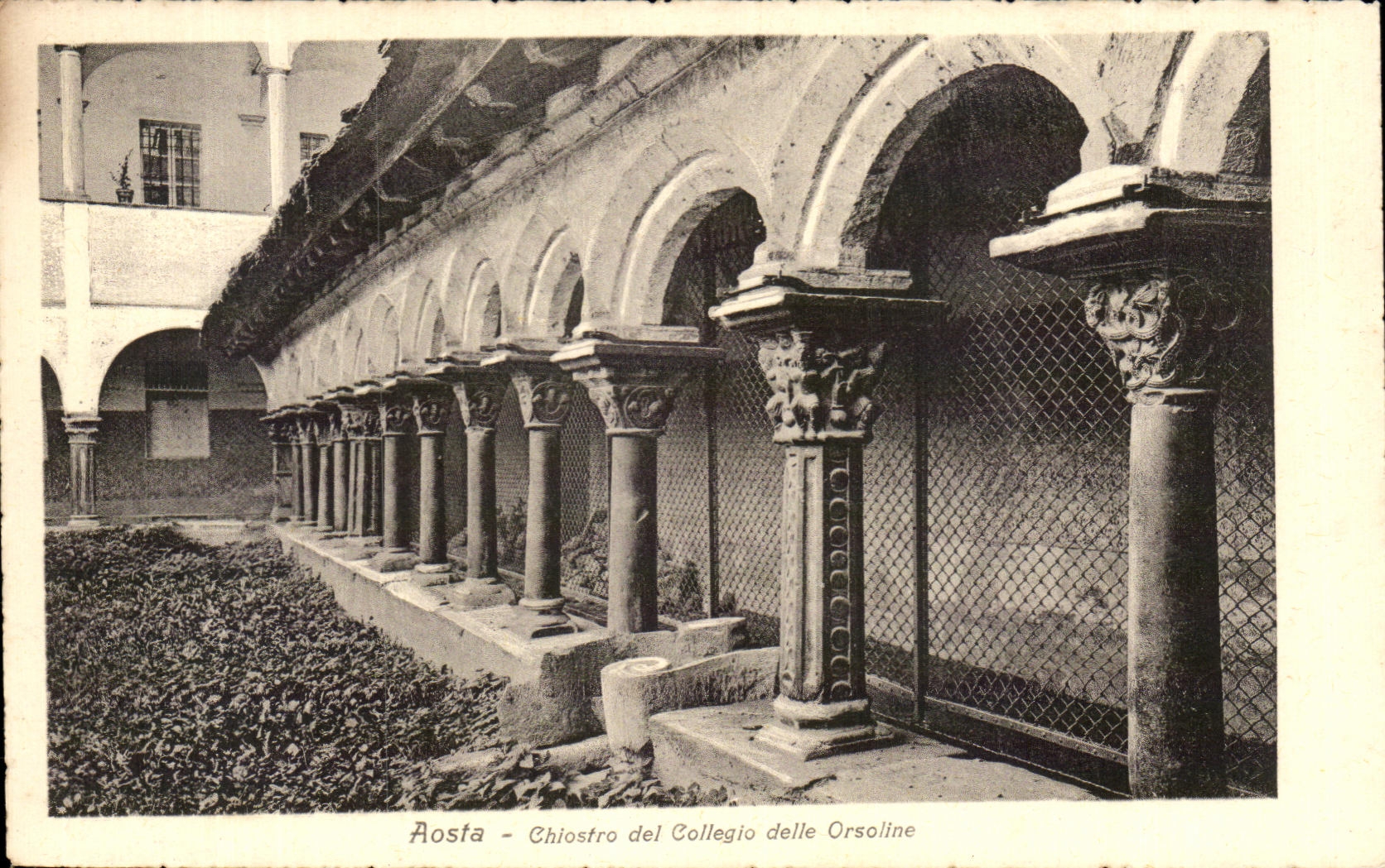 CPA Aosta Chiostro del Colleglo delle Orsoline