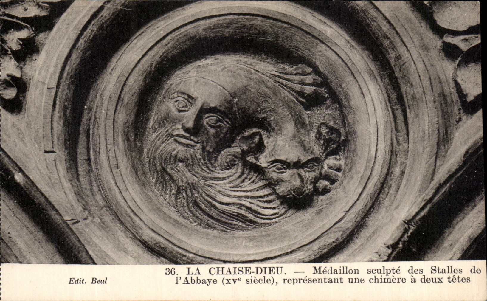 La Chaise-Dieu — Médailлон sculpté des stalles de l'abbaye (xve siècle) — Edit. Beal n°36