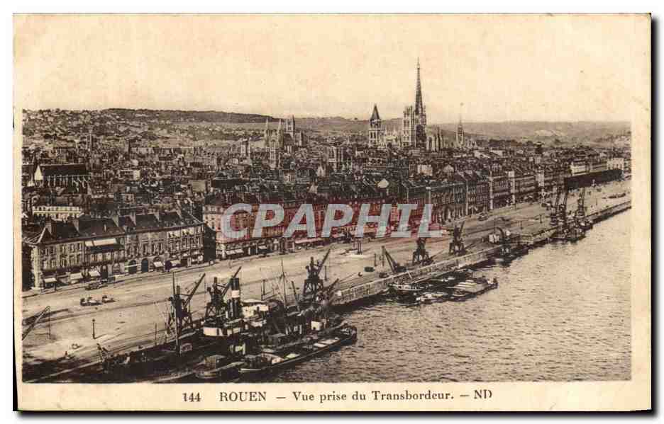 CPA Rouen Vue Prise du Transbordeur Bateaux