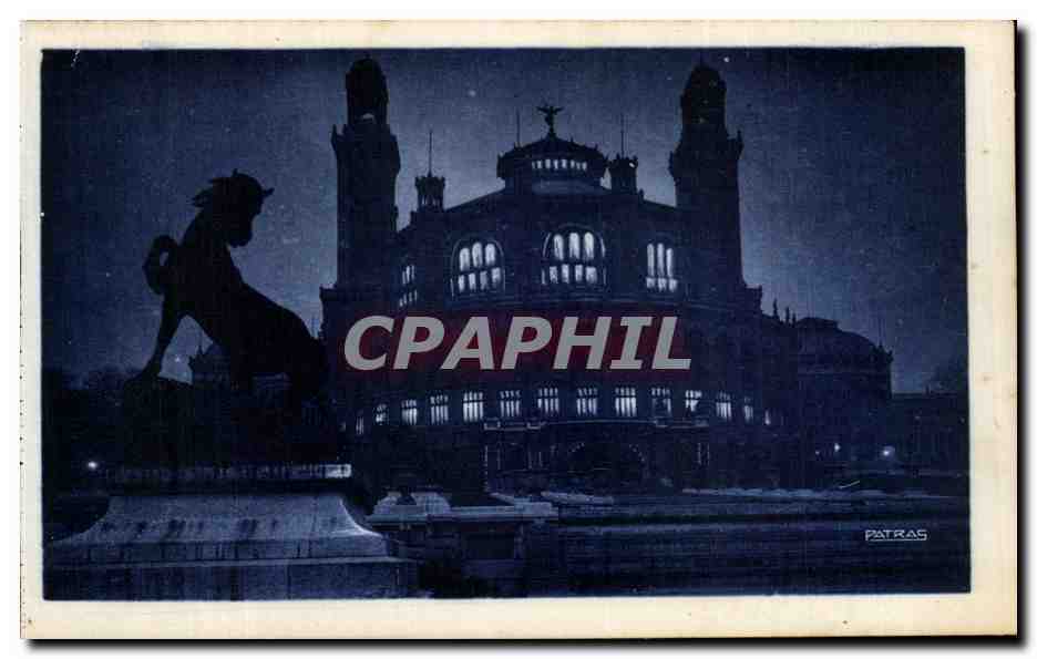 CPA Paris La Nuit Palais du Trocadero 